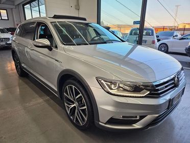 Volkswagen Passat Alltrack 2.0 bitdi 4motion 240cv dsg AUTOMATICO /TAGLIANDI CASA MADRE