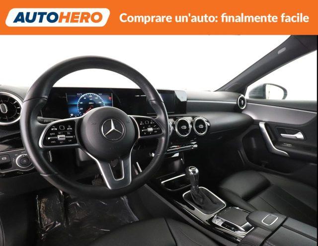 MERCEDES-BENZ A 180 d Sport
