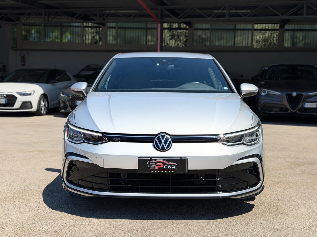 Volkswagen Golf 1.5 eTSI 150 CV EVO ACT DSG R-Line