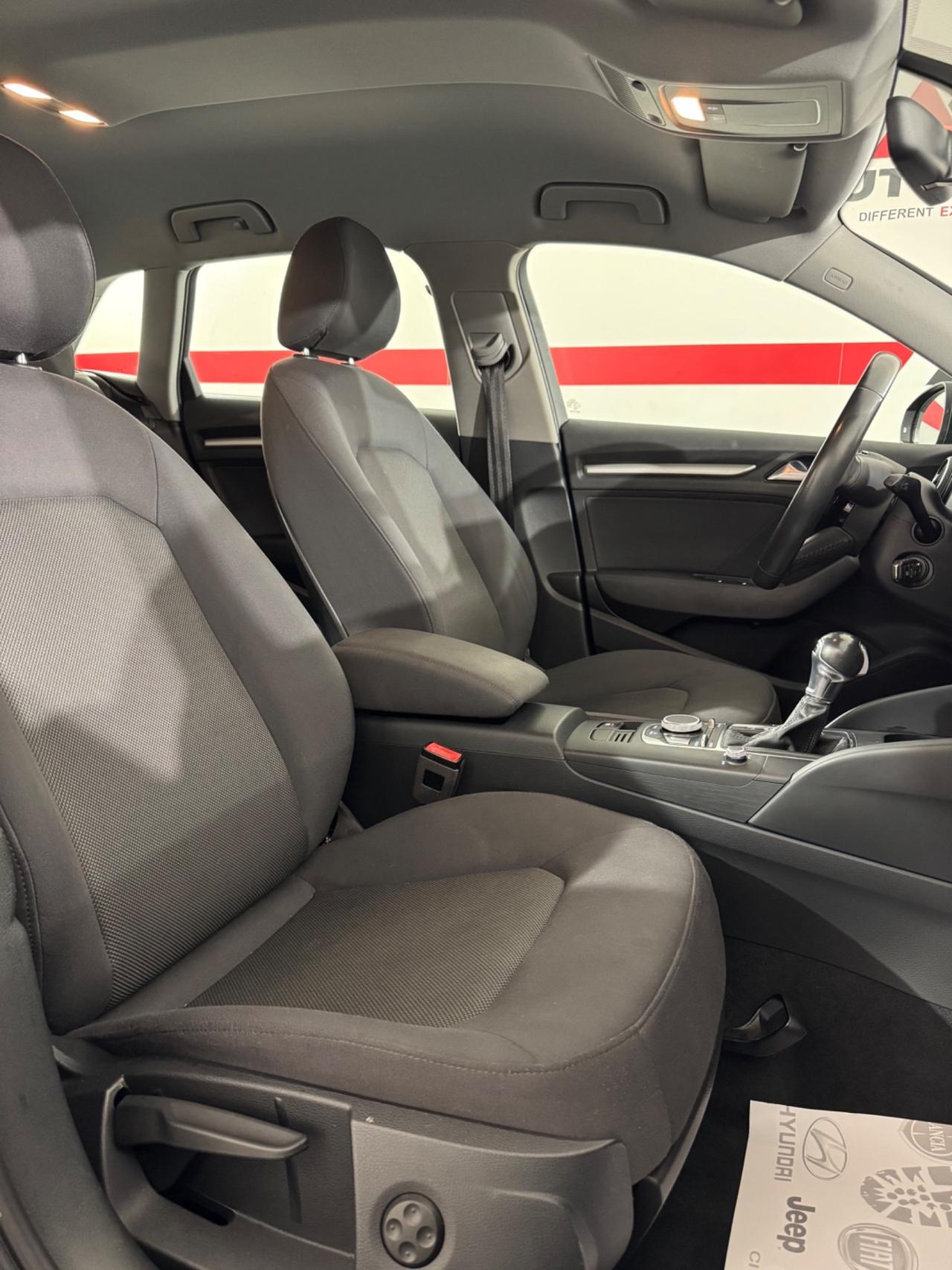 Audi A3 1.6 TDI 116 CV S tronic Sport