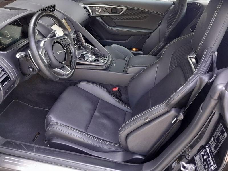 Jaguar F-Type 2.0 P300CV RWD AUTO R-Dynamic