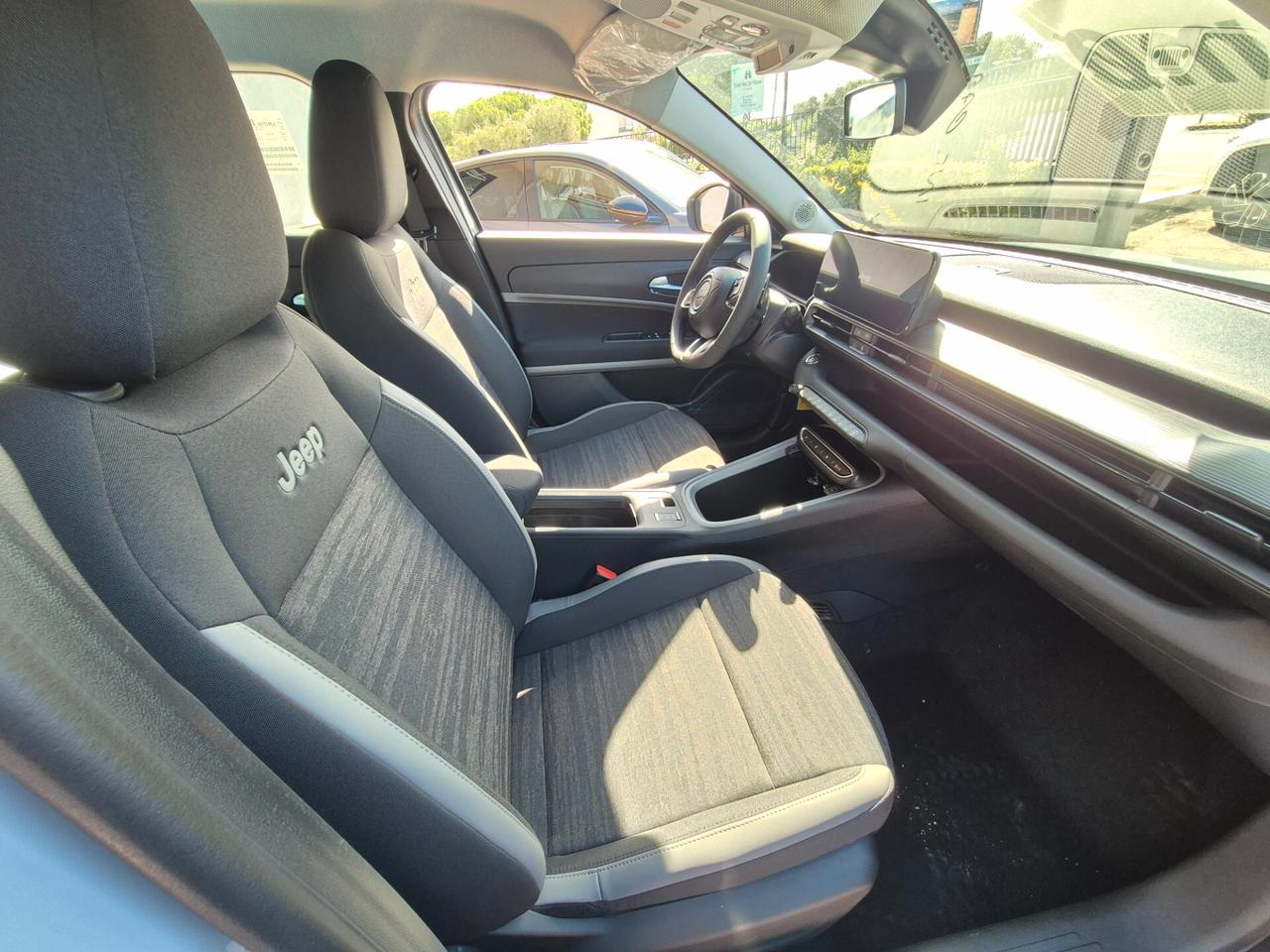 Jeep Avenger 1.2 Turbo 110 CV MHEV Longitude