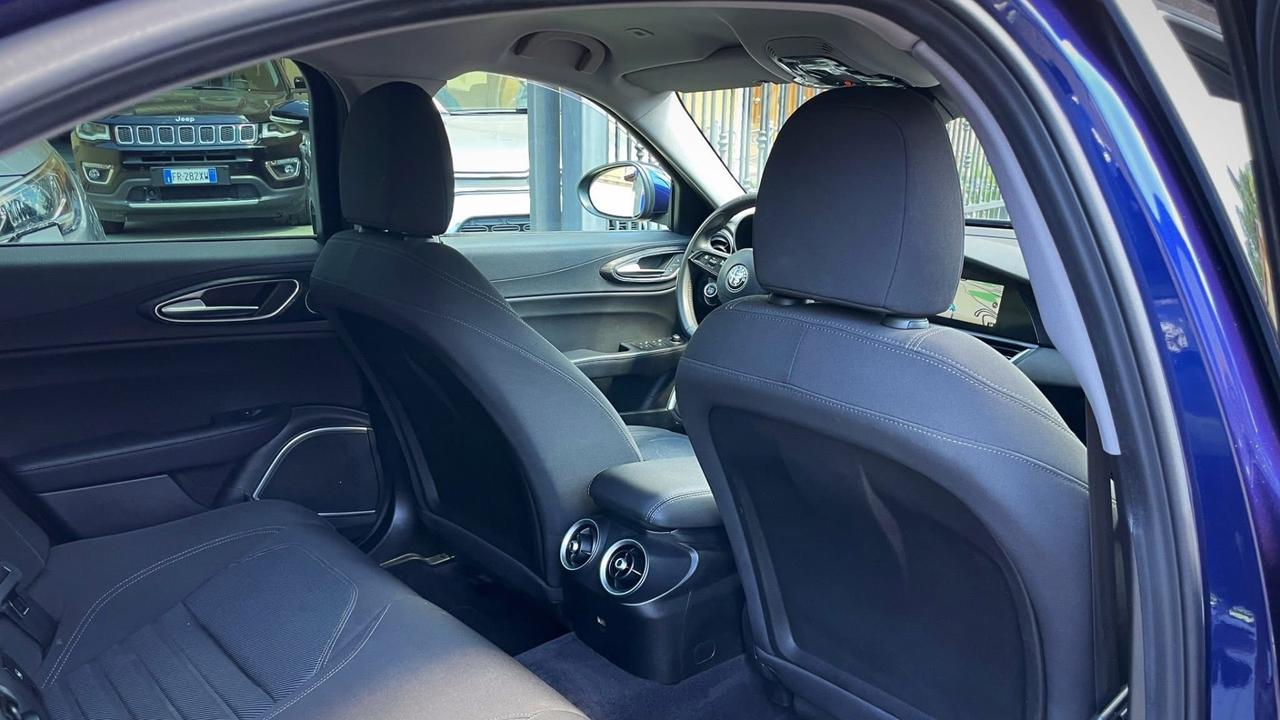 Alfa Romeo Giulia 2.2 Mjt AT8 Business - 2020