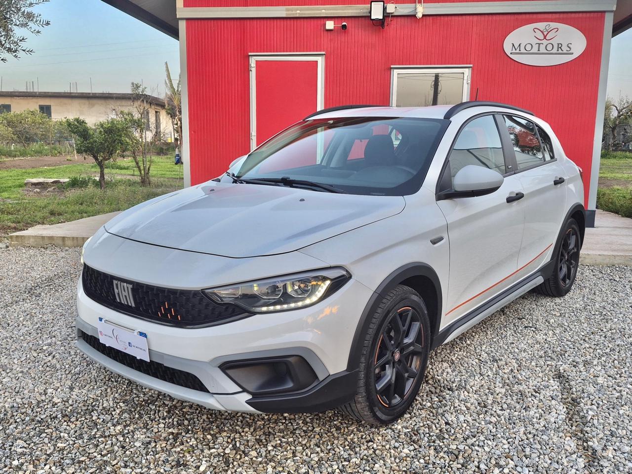 Fiat Tipo 1.6 Mjt S&S 5 porte Cross Garmin