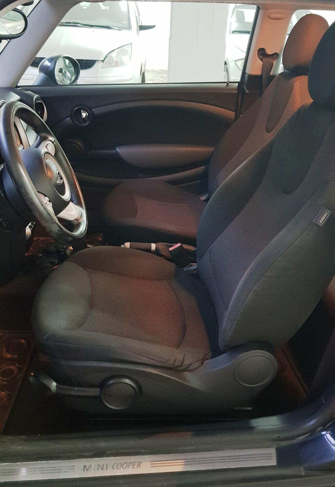 Mini Cooper 1.6 16V D Chili 04/2009