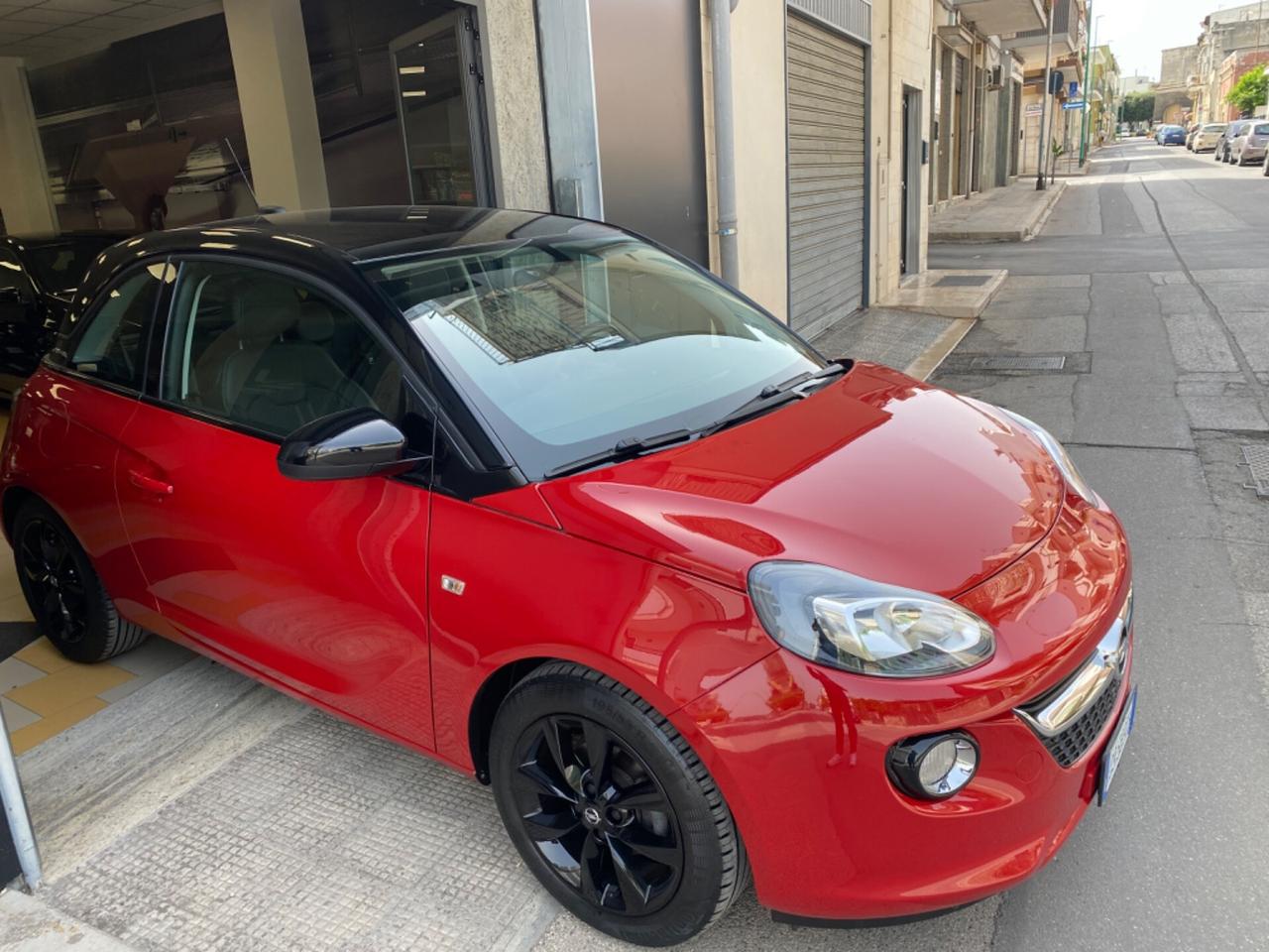 Opel Adam 1.2 70 CV Glam Neopatentati