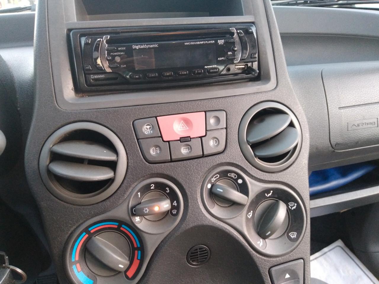 Fiat Panda 1.4 77cv Natural Power Classic x neopatentati