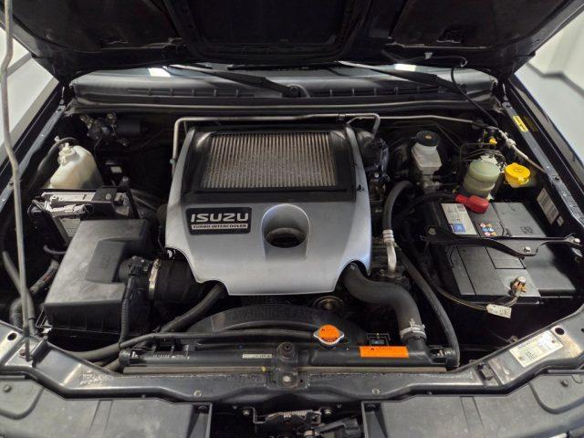 ISUZU D-Max 2.5 TD cat 4WD Pick-up SERVICE ISUZU