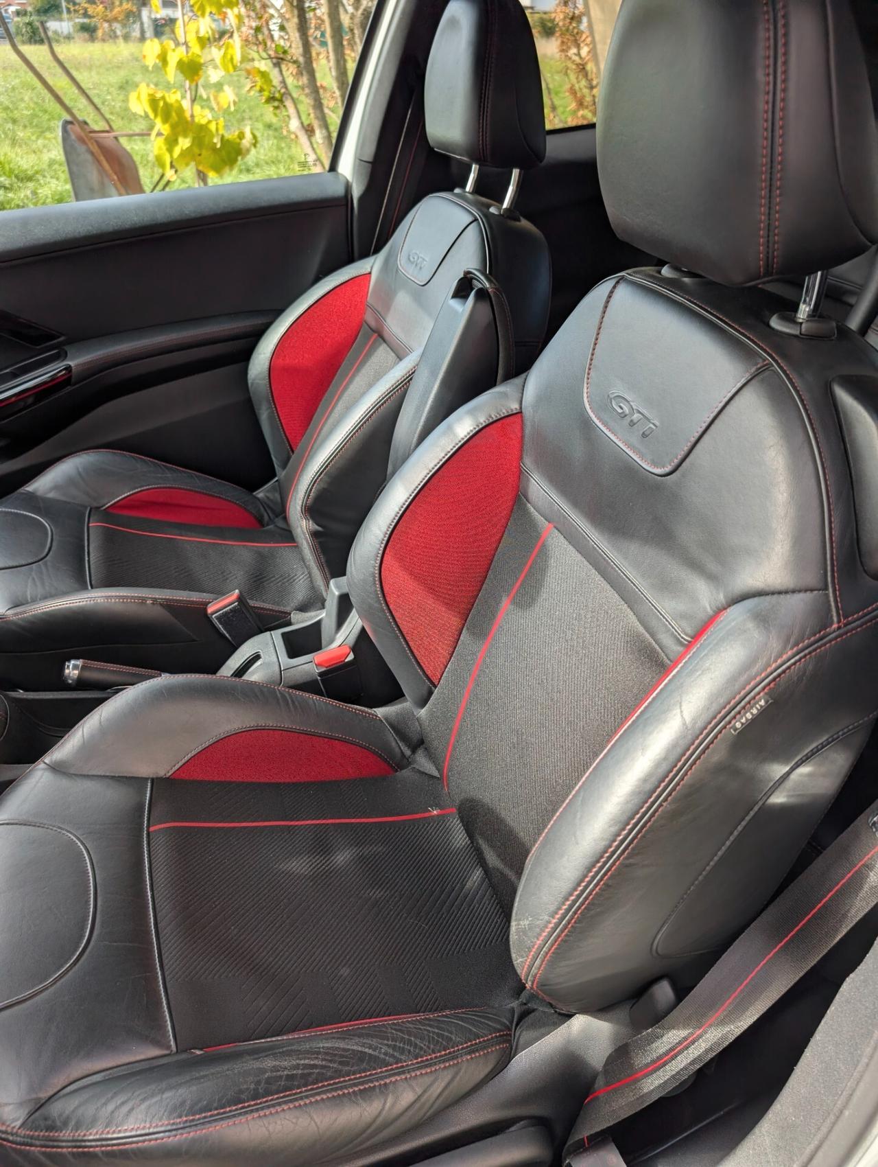 Peugeot 208 THP S&S 3 porte GTi
