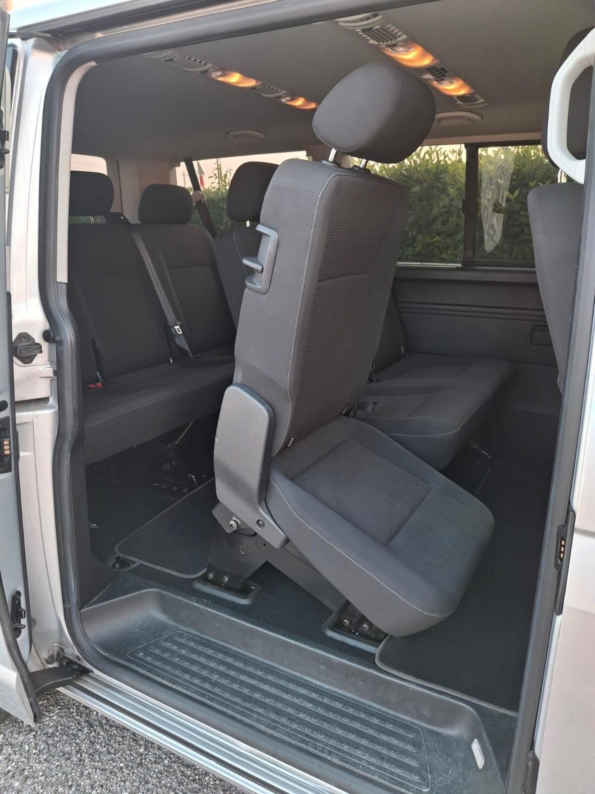 Volkswagen Caravelle 2.0 TDI PC