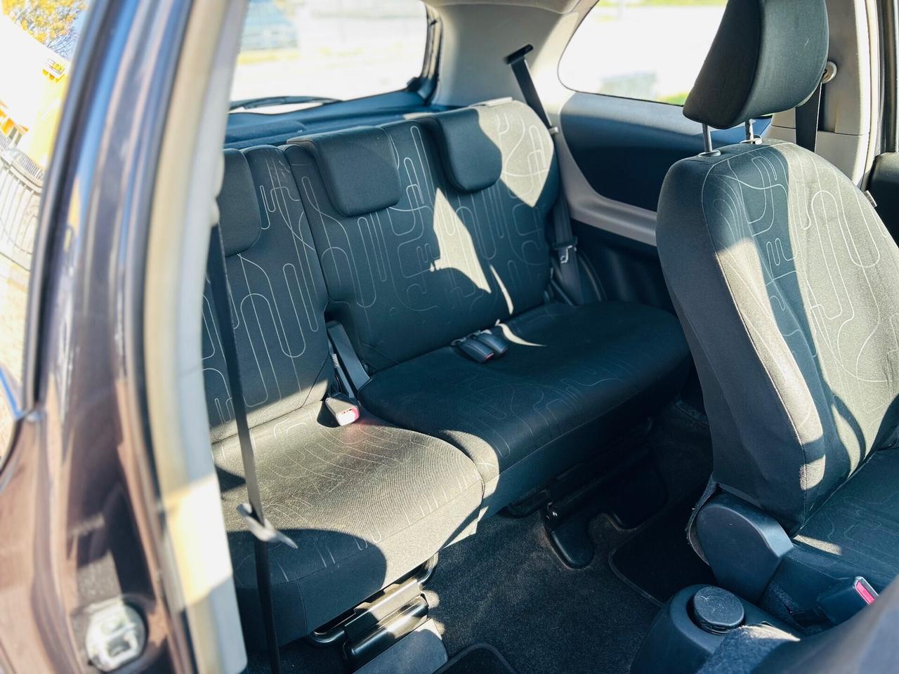 Toyota Yaris 1.0 3P Luxury pack