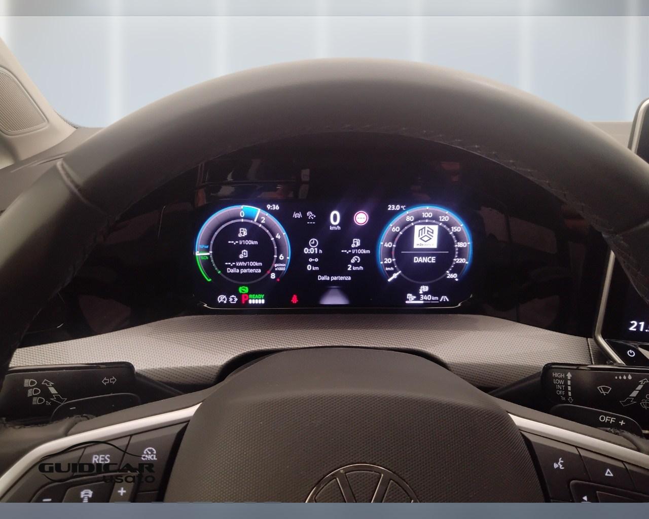 VOLKSWAGEN Golf VIII 2024 - Golf 1.5 tsi ehybrid Style 204cv dsg