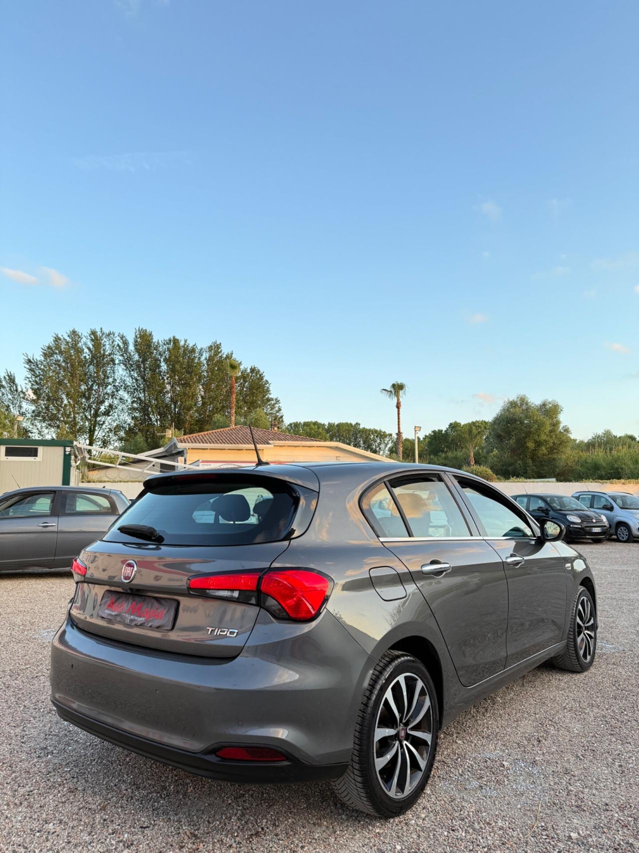 Fiat Tipo 1.6 Mjt S&S 5 porte Lounge