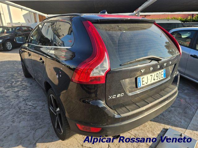 VOLVO XC60 D3 AWD Momentum