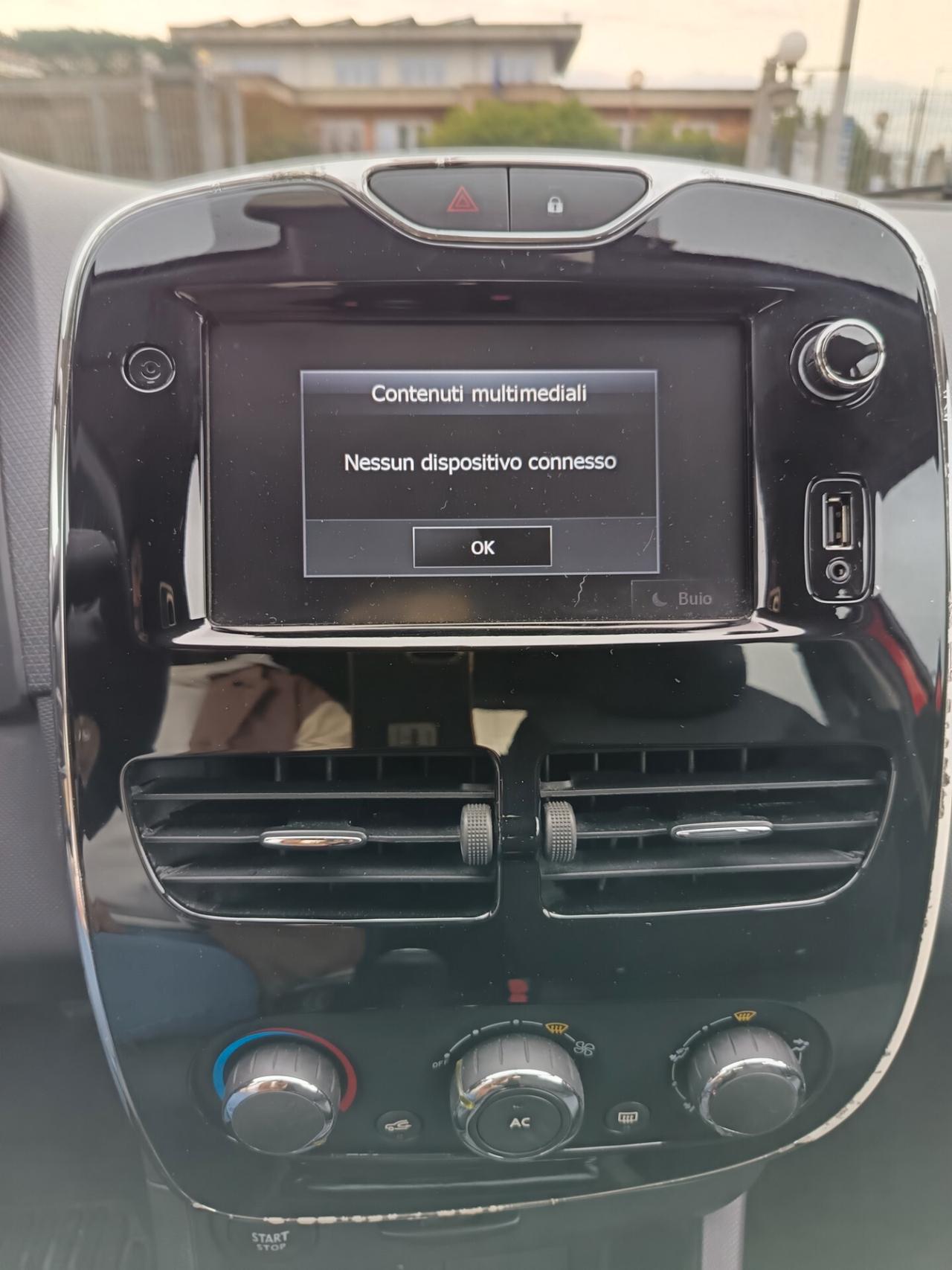 Renault Clio 0.9 TCe 12V 90CV Start&Stop 5 porte Energy