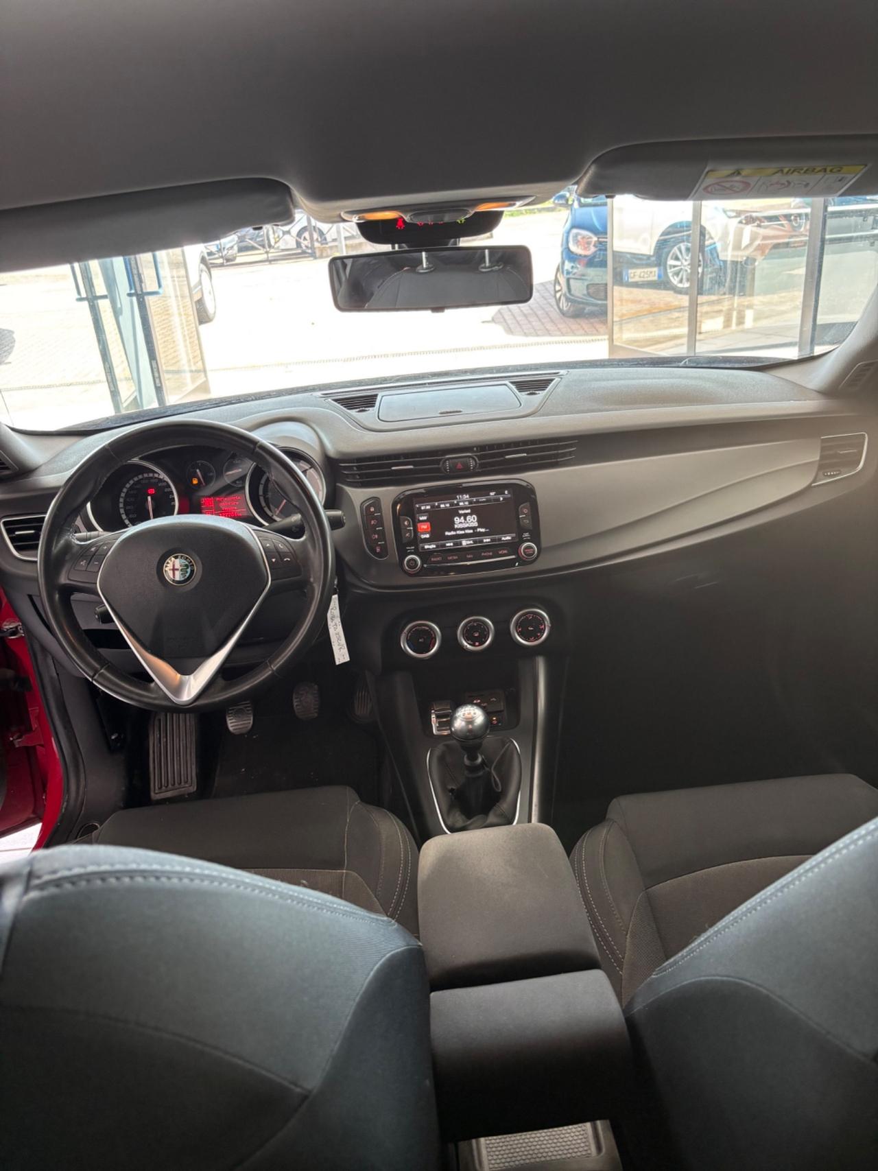 Alfa Romeo Giulietta 1.6 JTDm-2 120 CV Exclusive