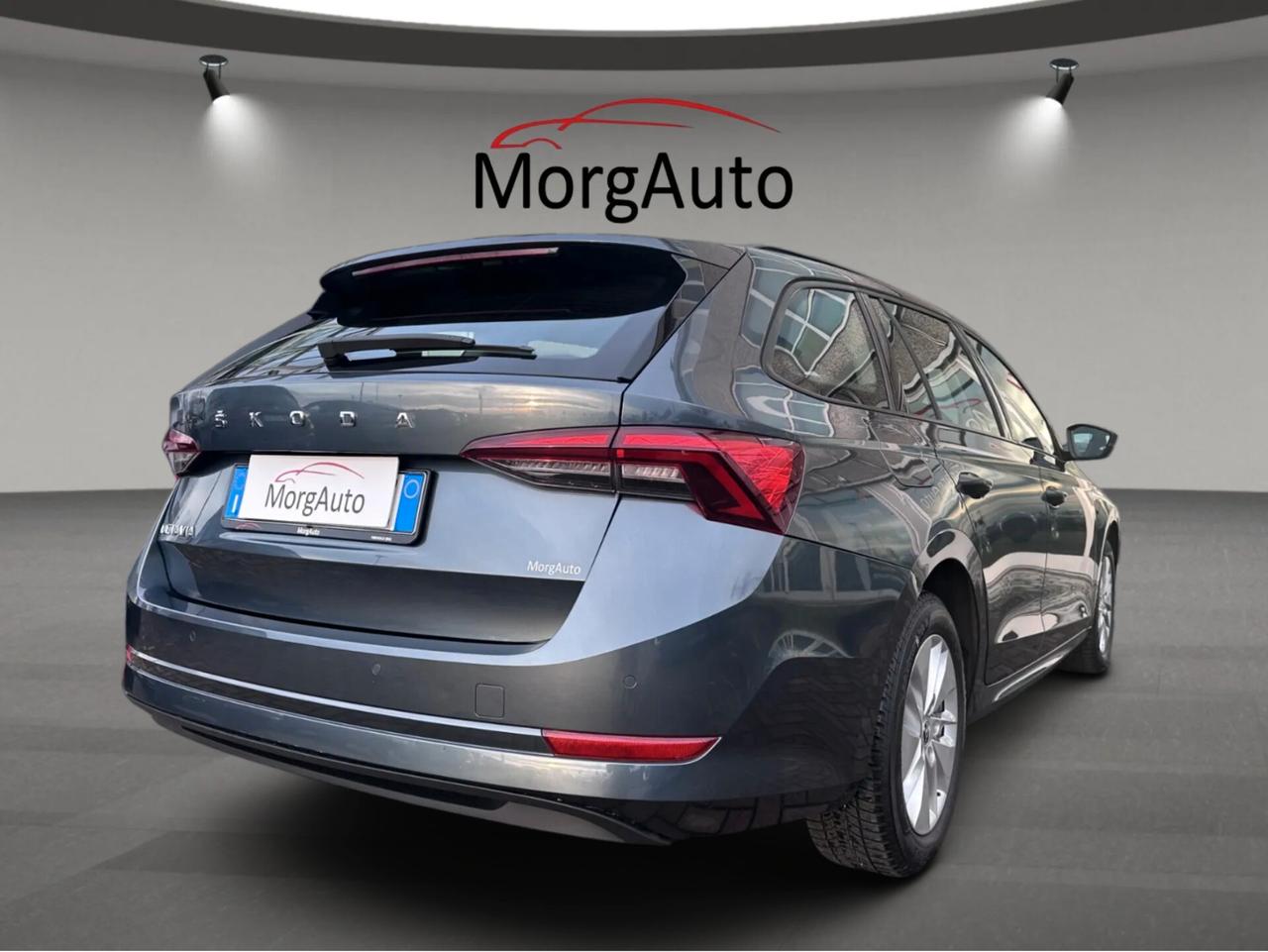 Skoda Octavia Wagon 2.0TDI 116CV DSG, Fari LED