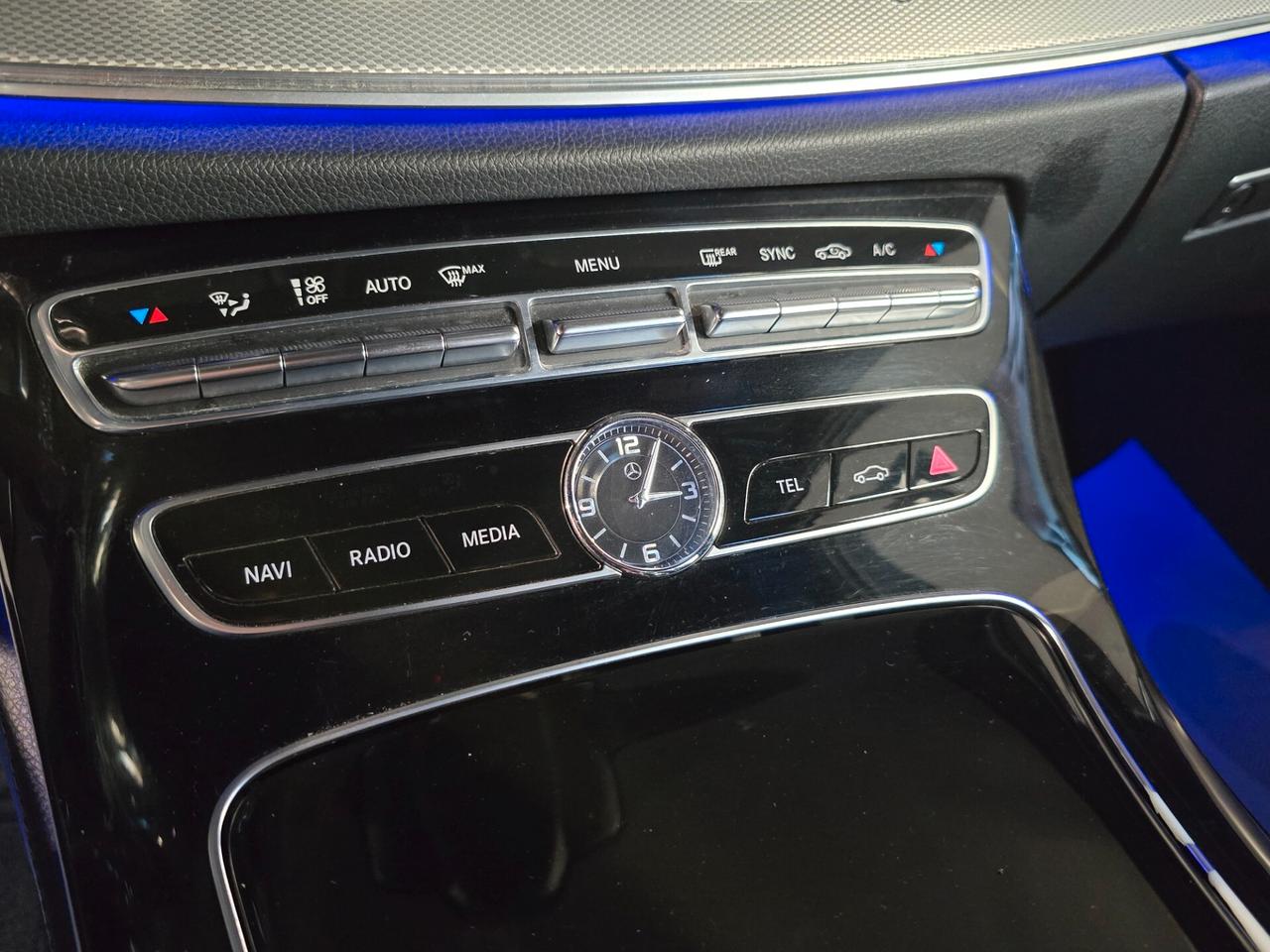 Mercedes-benz E 220 BlueTEC Automatic Premium