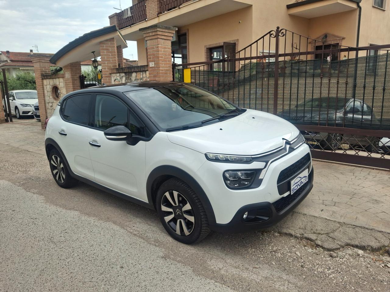 Citroen C3 PureTech 110 S&S EAT6 Shine Pack automatica