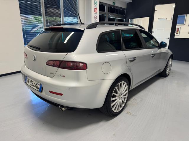 ALFA ROMEO 159 2.4 JTDm 20V 210 CV Sportwagon TI