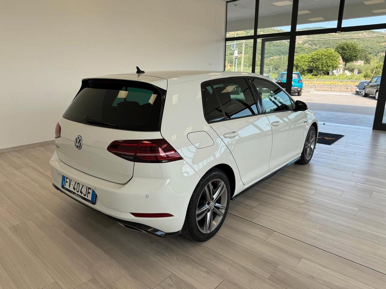 Volkswagen Golf 1.6 R line r line Sport BlueMotion Technology 115 CV 5p.