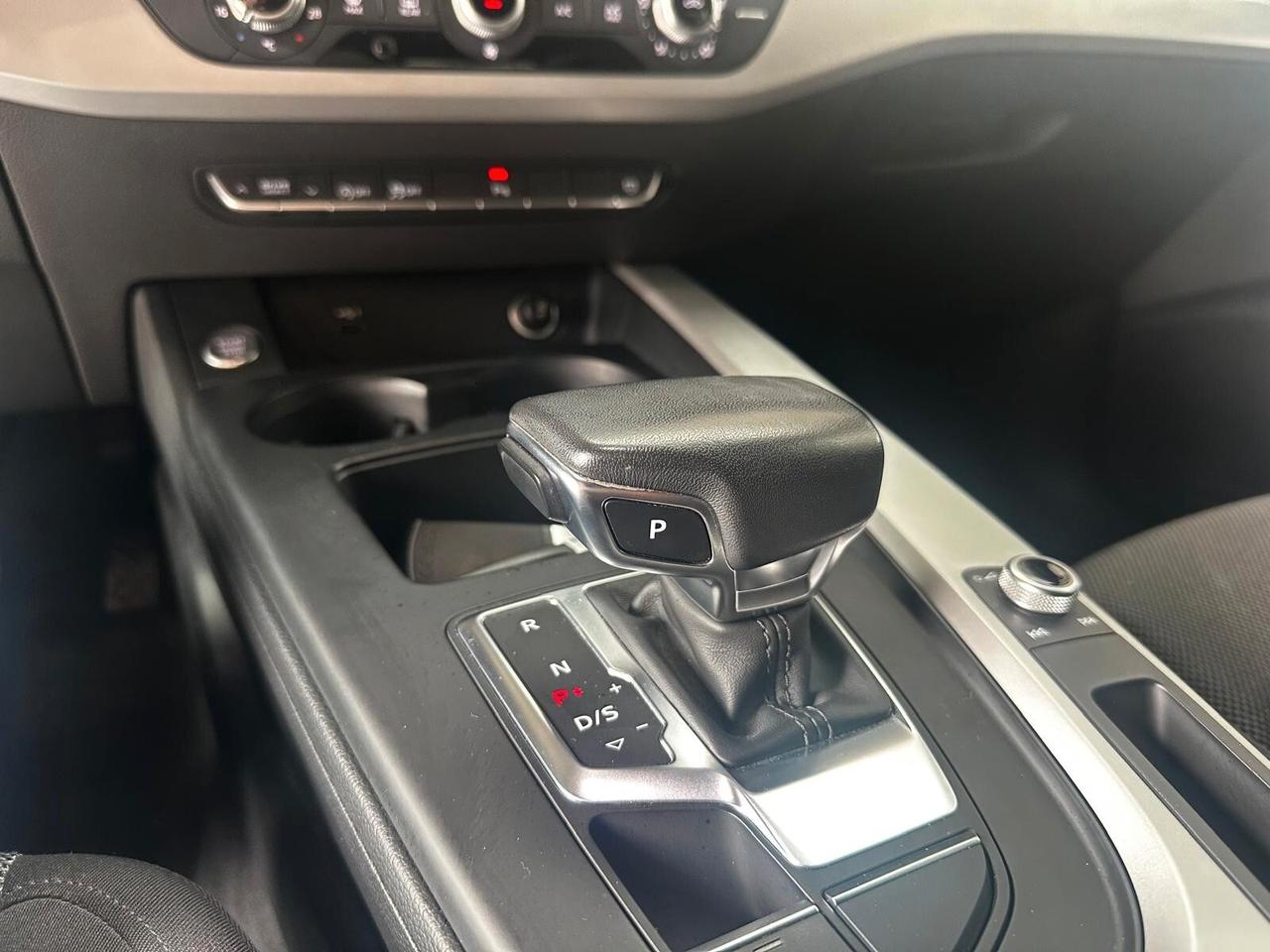 Audi A4 Avant 30 TDI/136 CV mhev S tronic Business Advanced