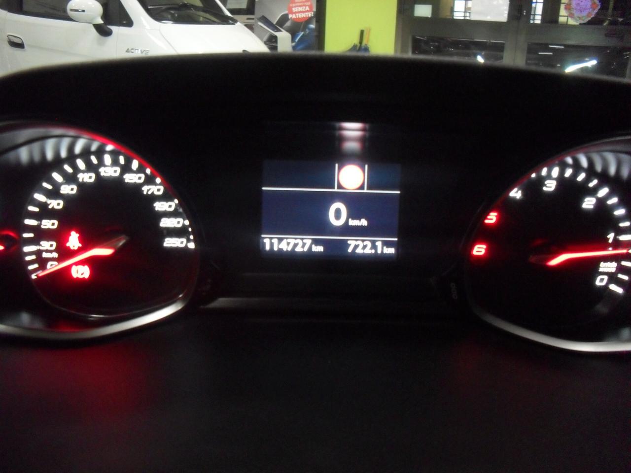 Peugeot 308 BlueHDi 130 S&S Allure