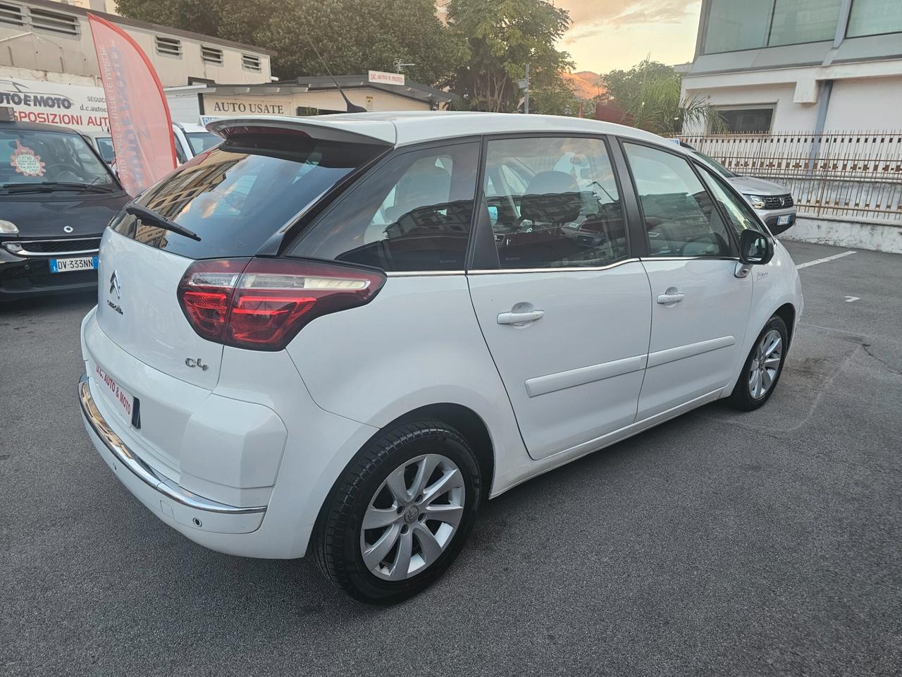 Citroen C4 Picasso 1.6 HDi 112CV..Automatica.2013