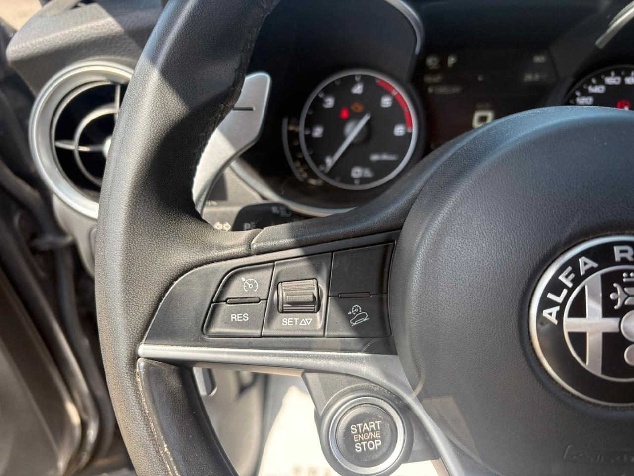 Alfa Romeo Stelvio 2.2 Turbodiesel 180 CV AT8 RWD Super