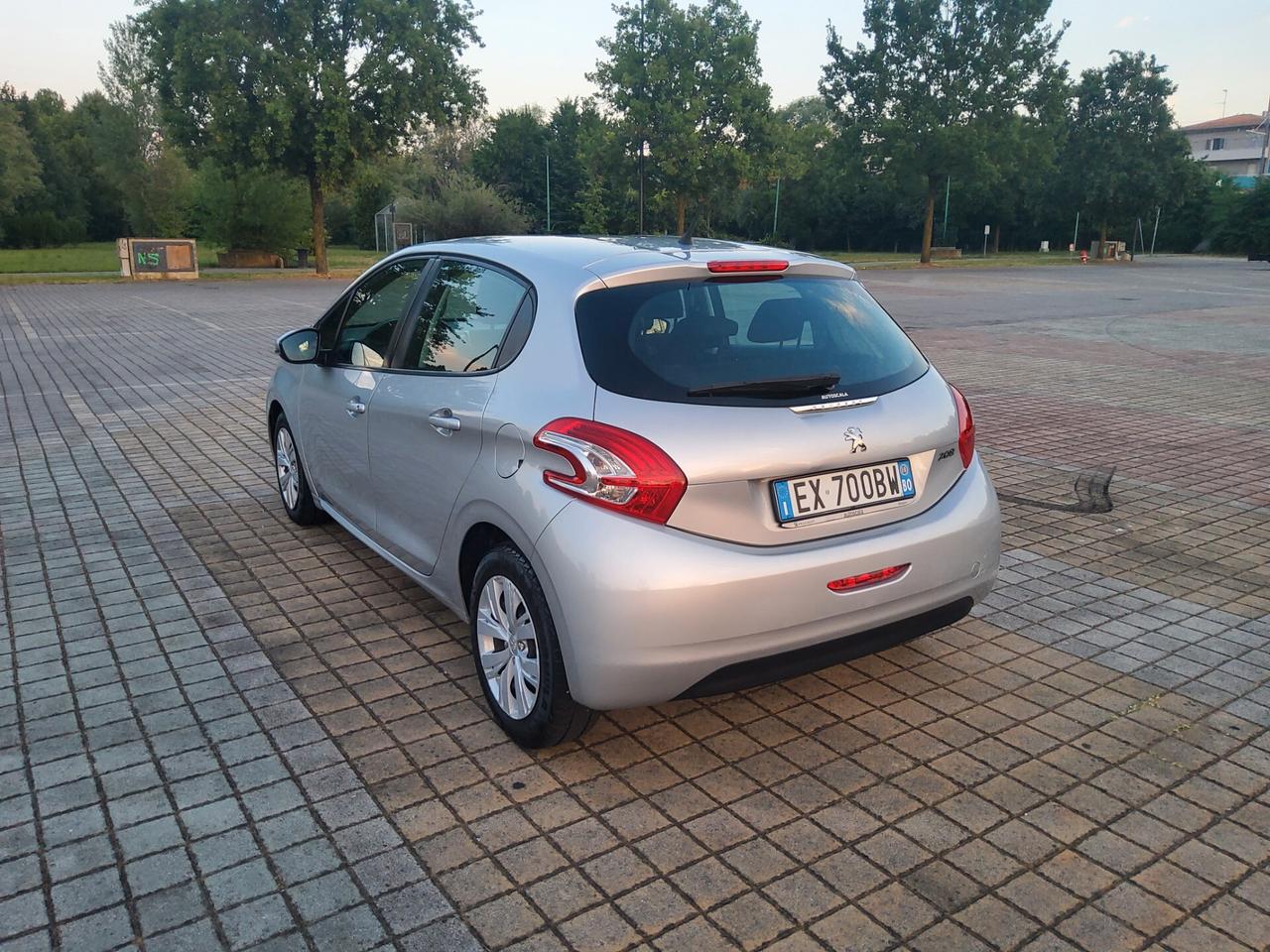 Peugeot 208 1.4 VTi 95 CV 5p. GPL Allure