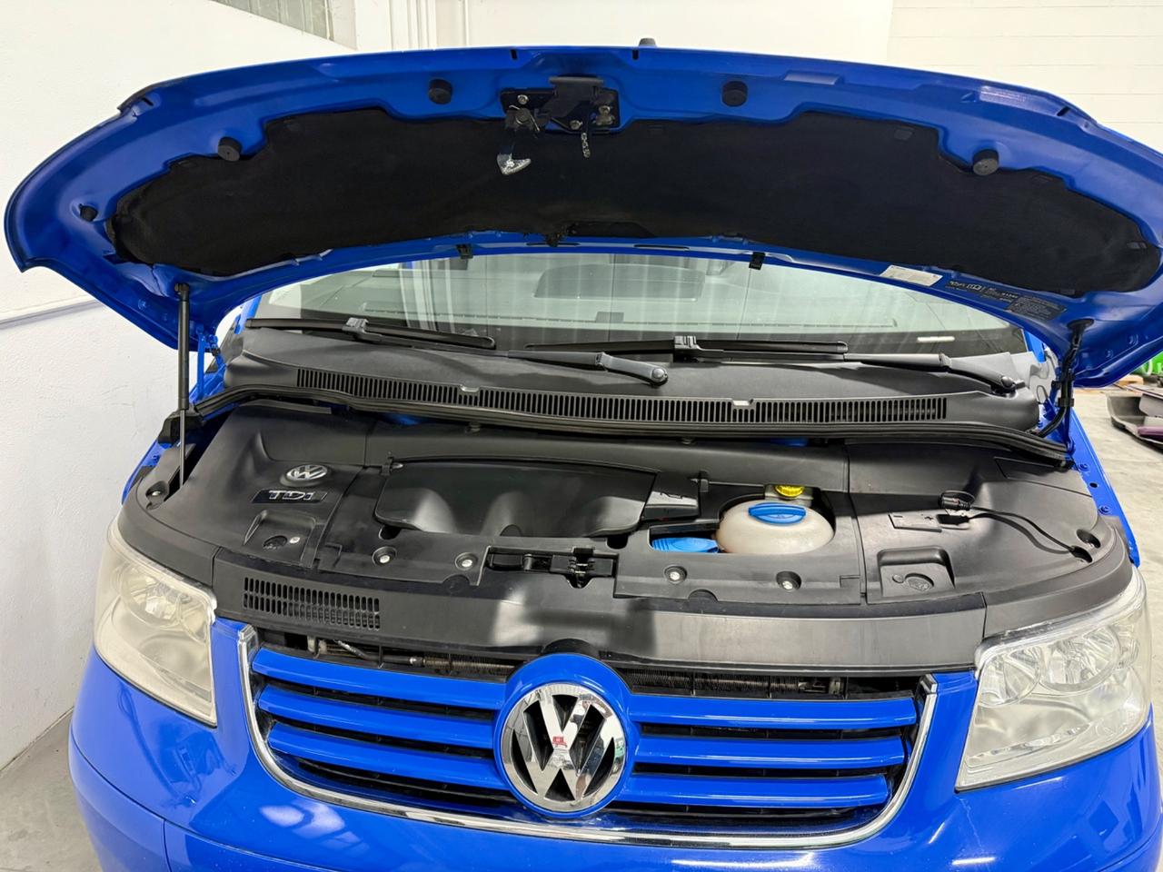 Volkswagen T5 Multivan riservato