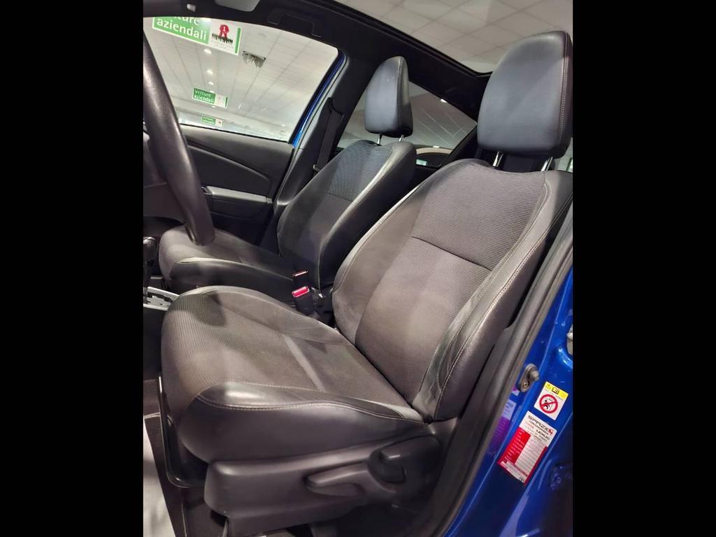 Toyota Yaris 5 Porte 1.5 VVT-i Hybrid Style E-CVT