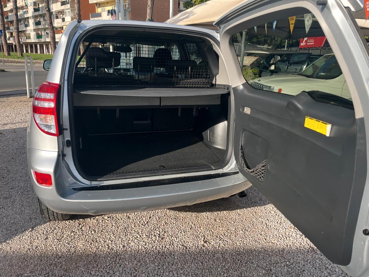 Toyota RAV 4 RAV4 2.2 D-4D 150 CV KM CERTIFICATI 2010