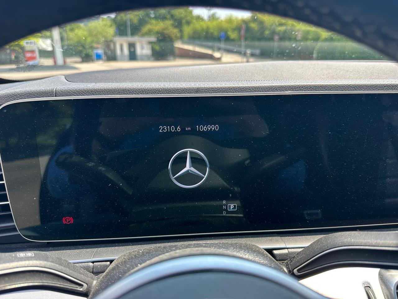Mercedes-Benz GLE 300 Premium GLE 300 D #5900