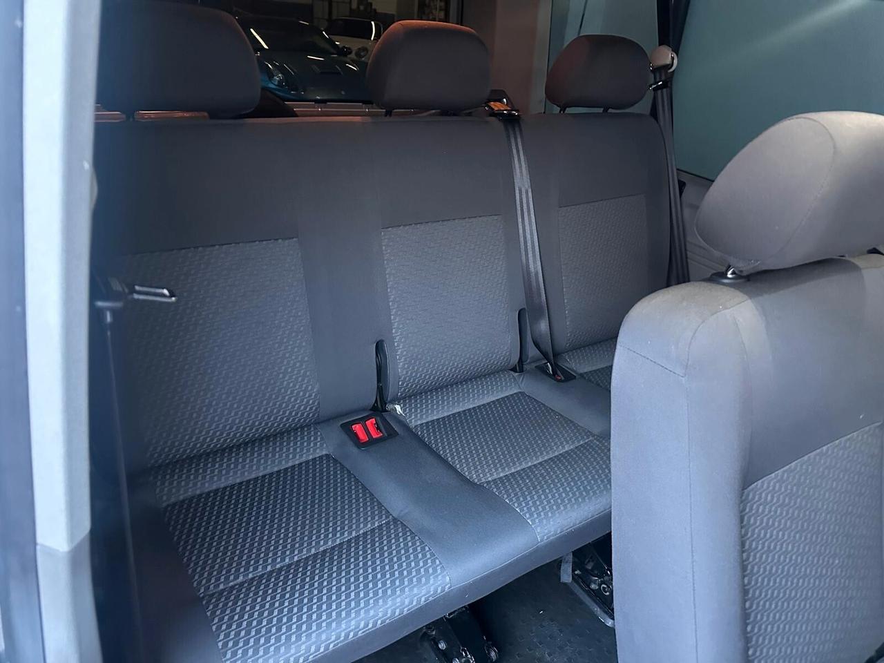 Volkswagen Multivan 2.0 TDI 140CV 9 Posti - Permute