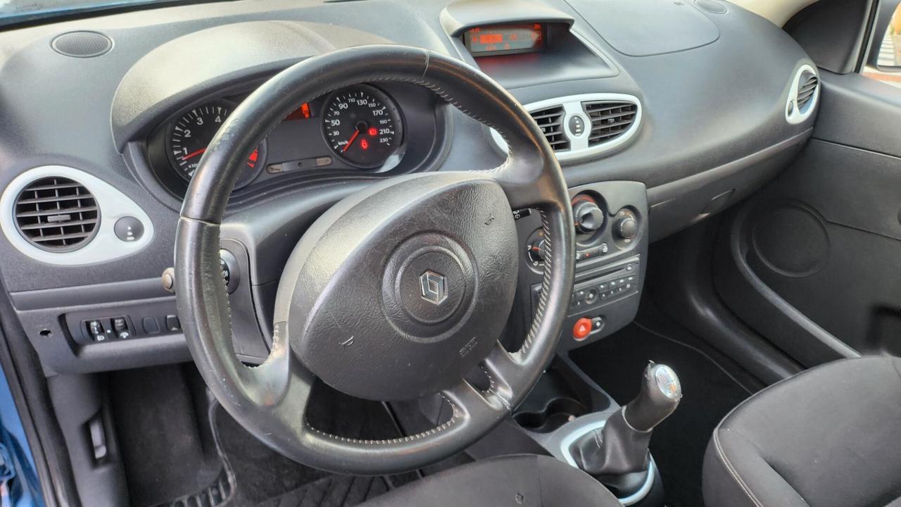 Renault Clio 1.2 16V 3 porte Dynamique