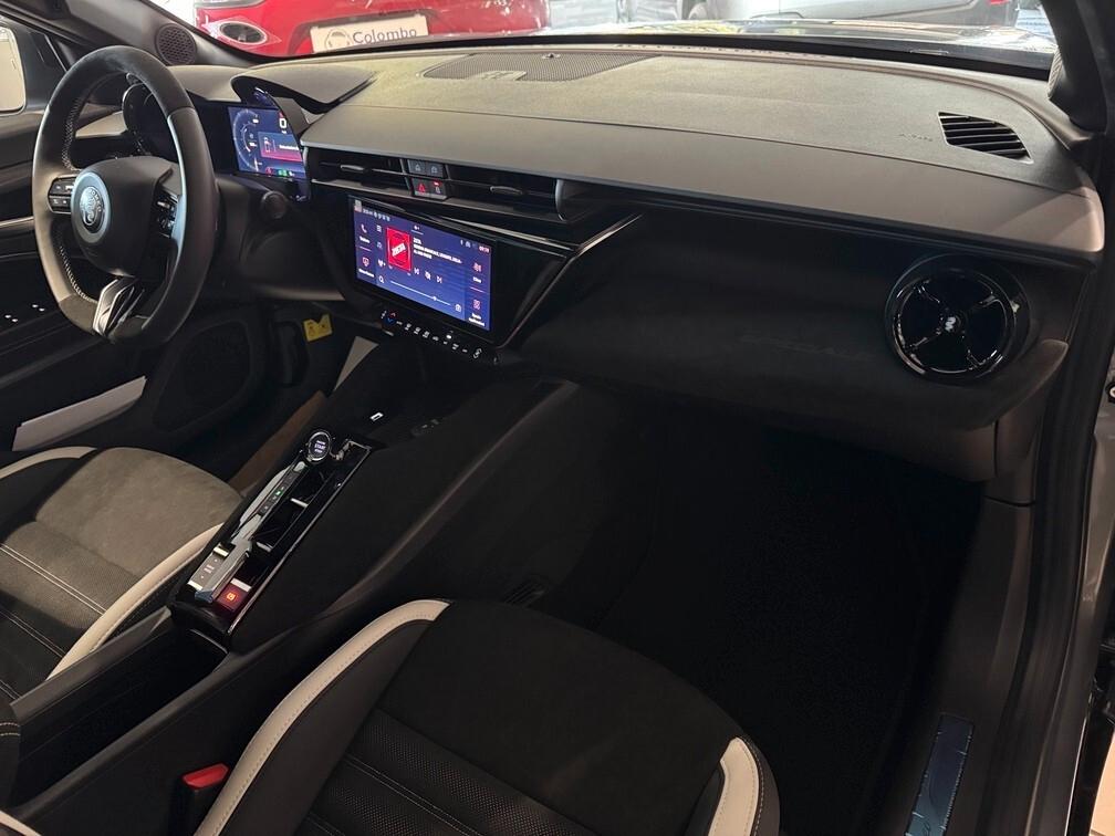 Alfa Romeo Junior 1.2 ibrida Milano Cortina 2026 145cv edct6
