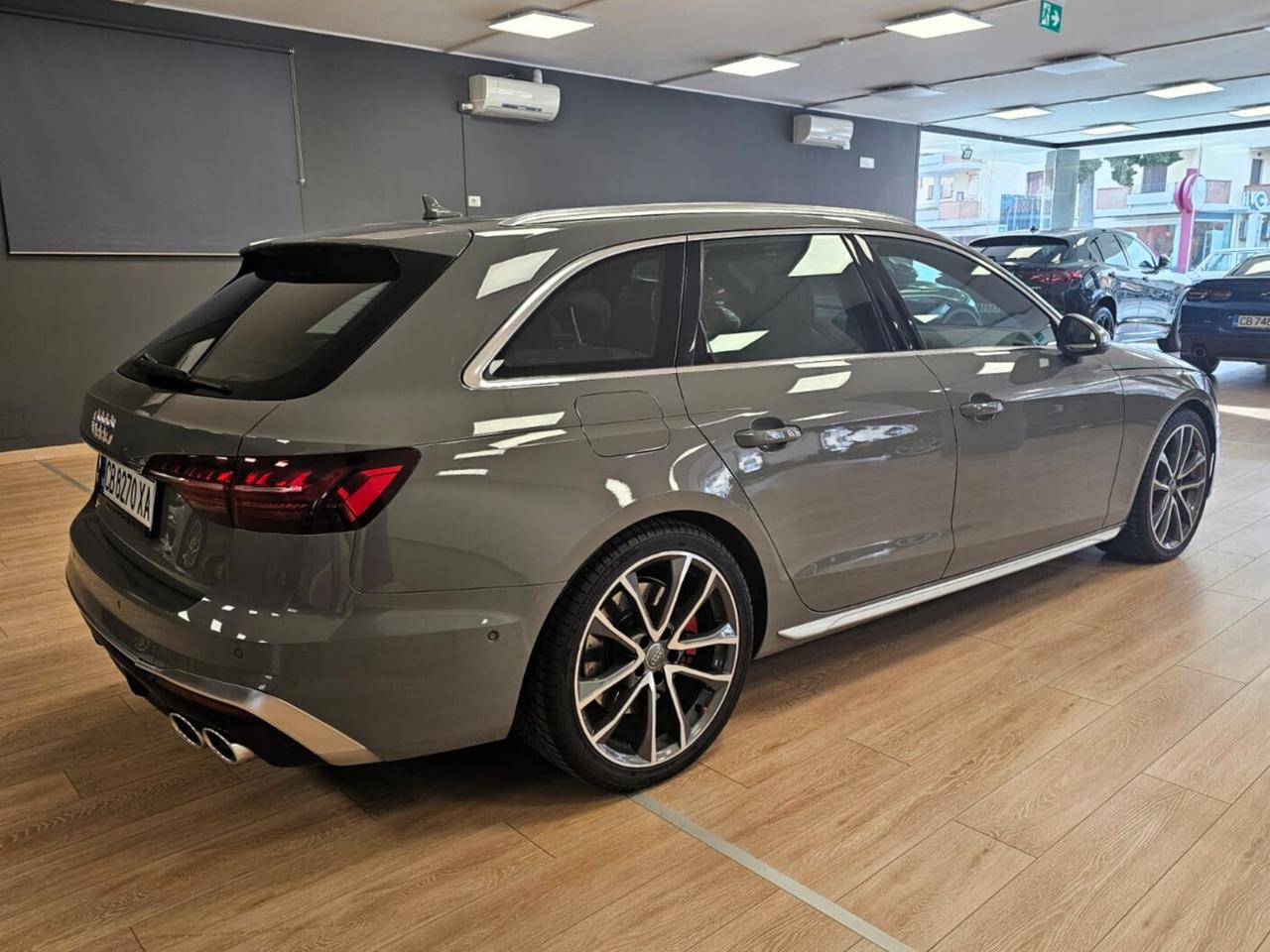 Audi A4 S4 Avant TDI quattro tiptronic