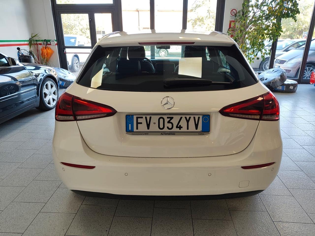 Mercedes-benz A180d AUTOMATICA NEOPATENTATI