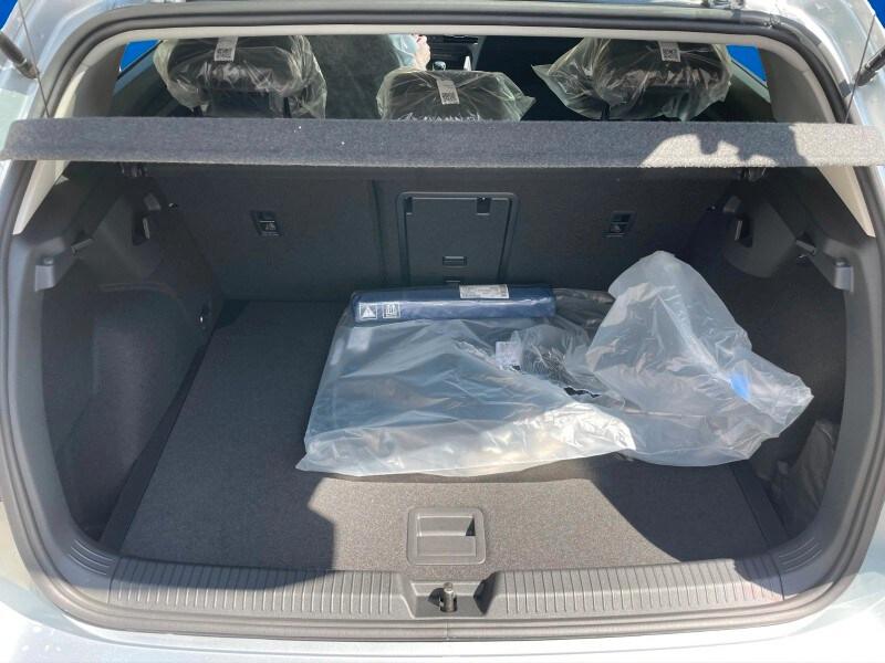 VOLKSWAGEN Golf 8ª serie Golf 2.0 TDI 115 CV S...