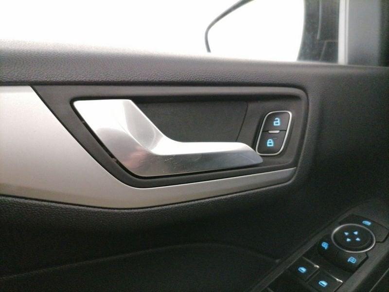 Ford Kuga 1.5 ecoblue Connect 2wd 120cv
