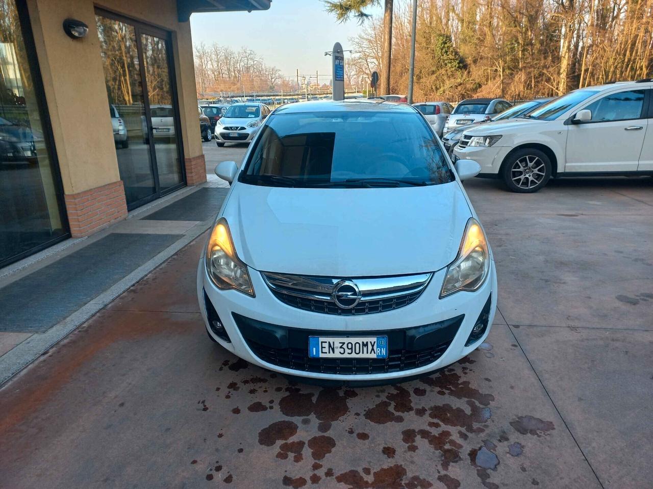 Opel Corsa 1.2 85CV 5 porte GPL-TECH Elective