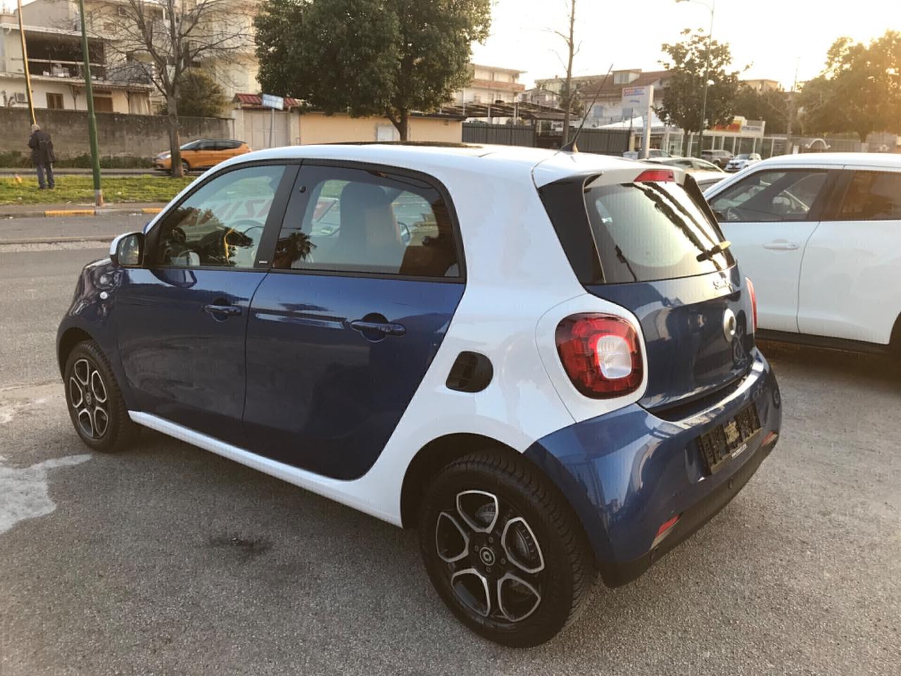 Smart ForFour 70 1.0 twinamic Passion km 6 mila par al nuovo