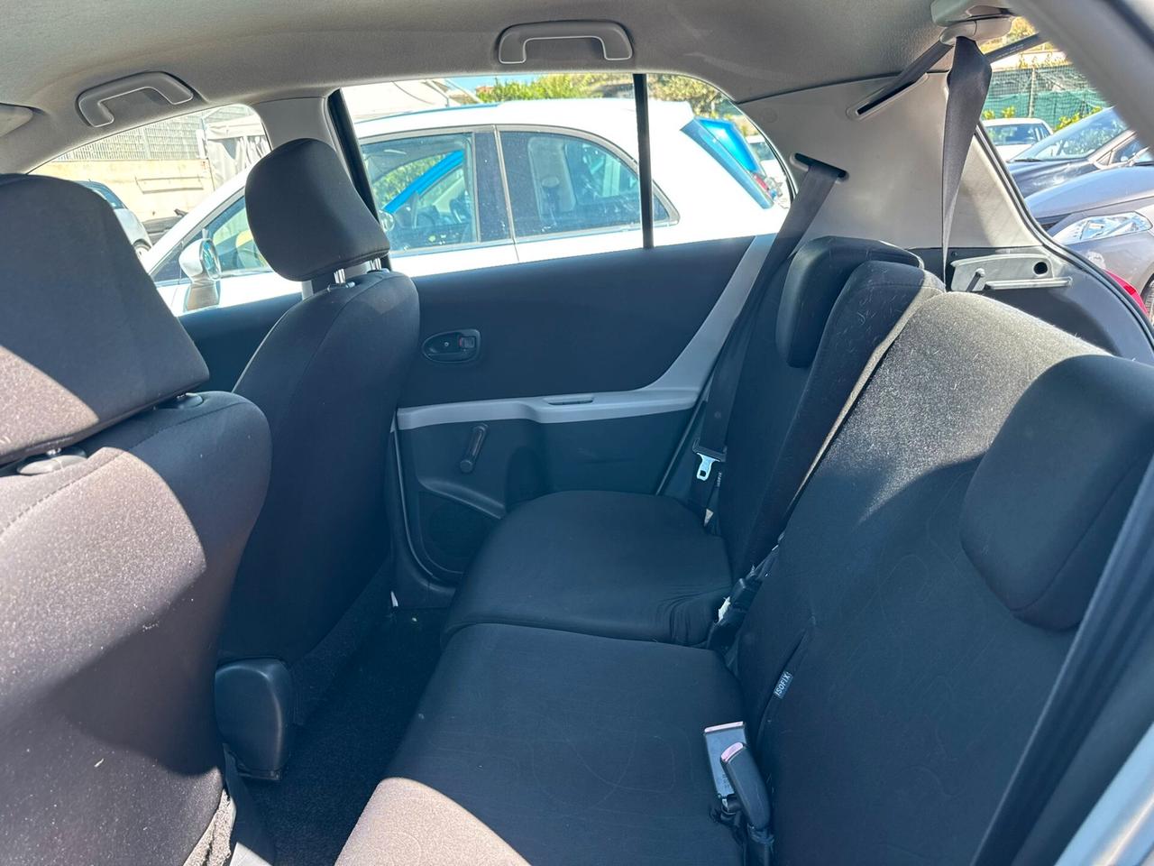 Toyota Yaris 1.0benzina 5 porte