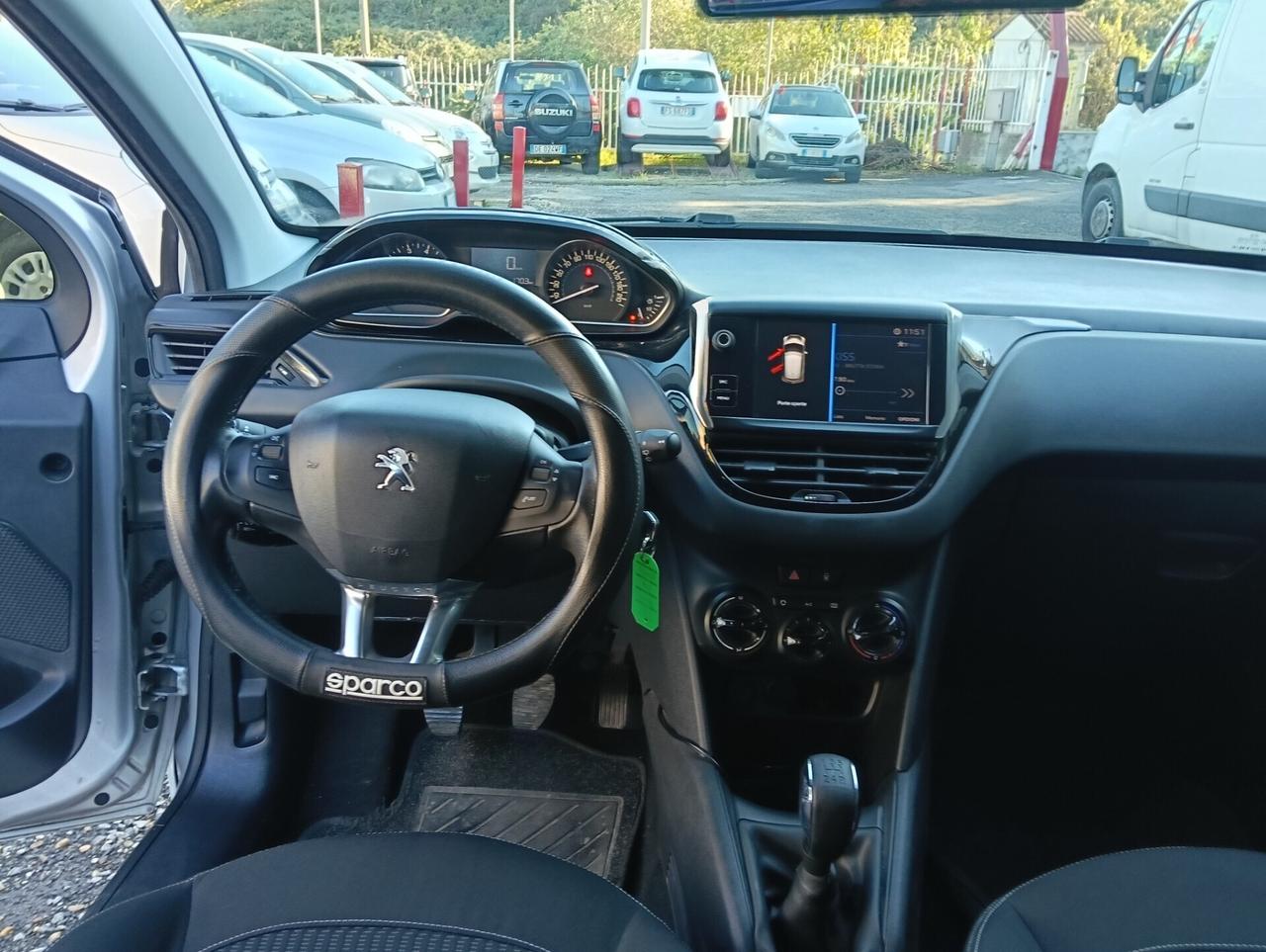 Peugeot 208 PureTech 82 5 porte Allure