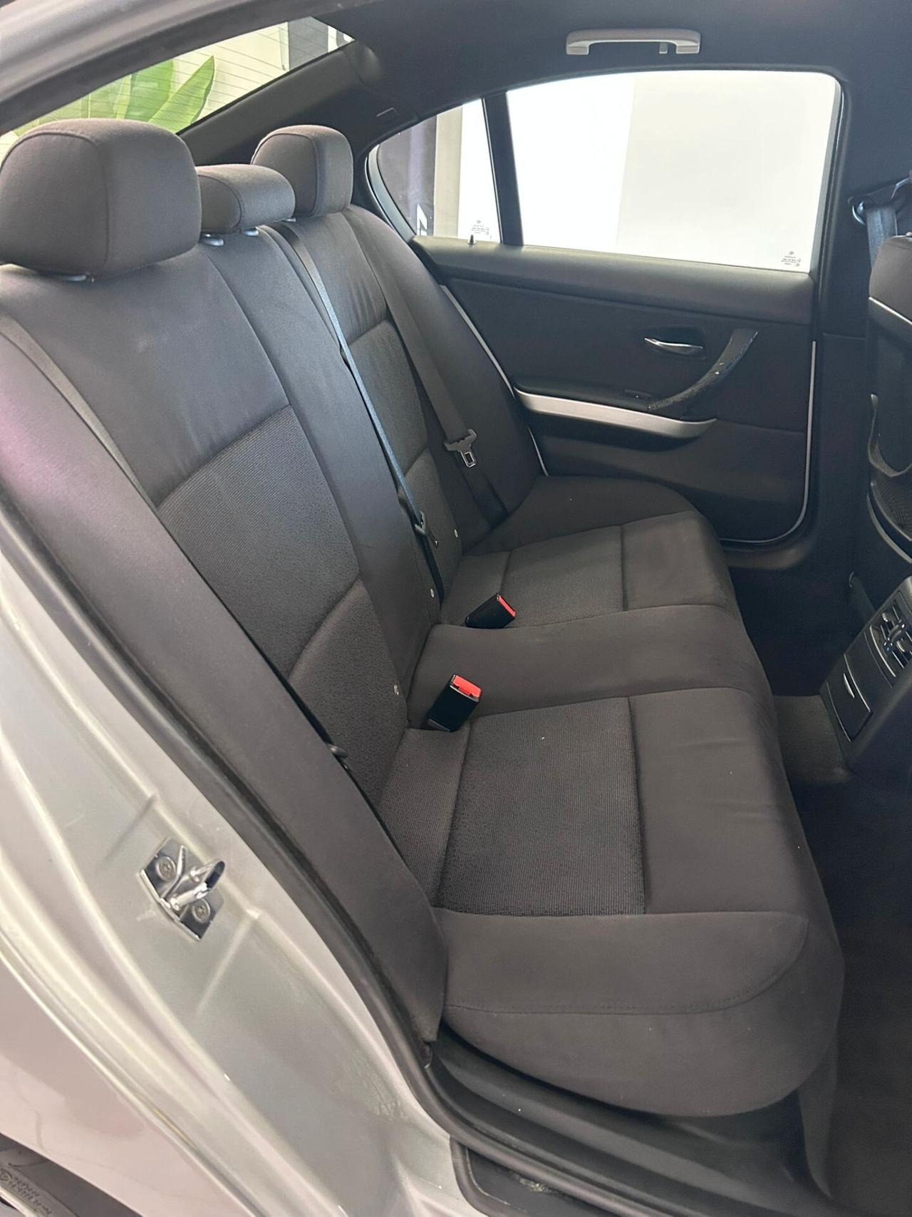 Bmw 320d cat Futura 177CV Auto 2008