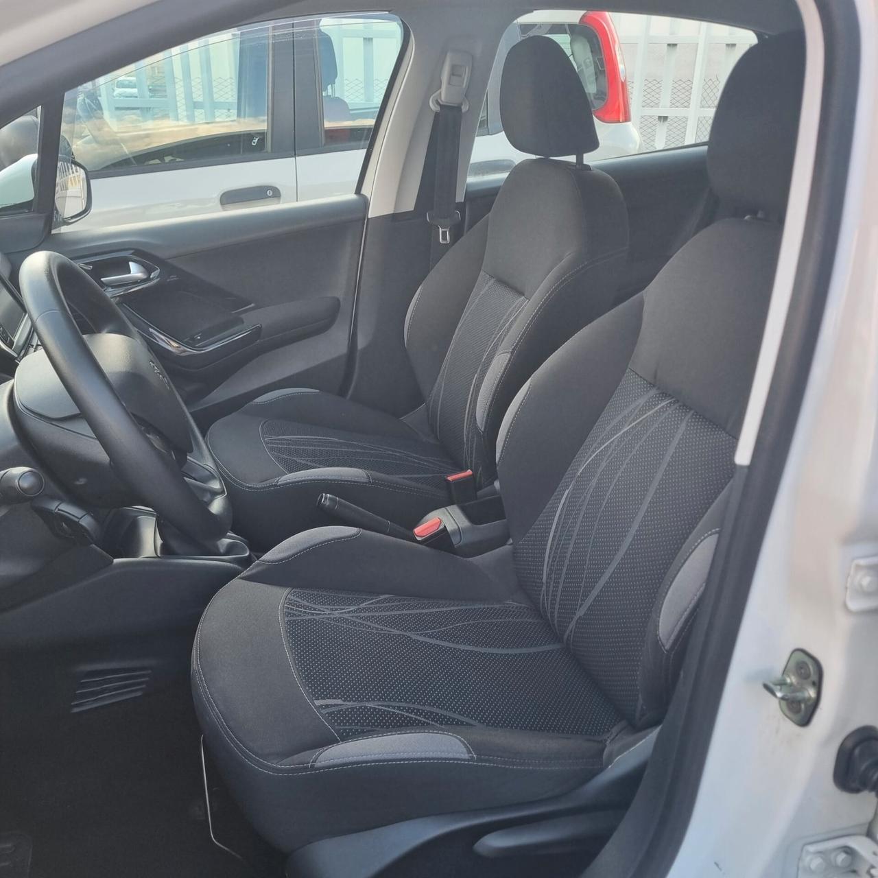 Peugeot 208 PureTech 82 5 porte Active