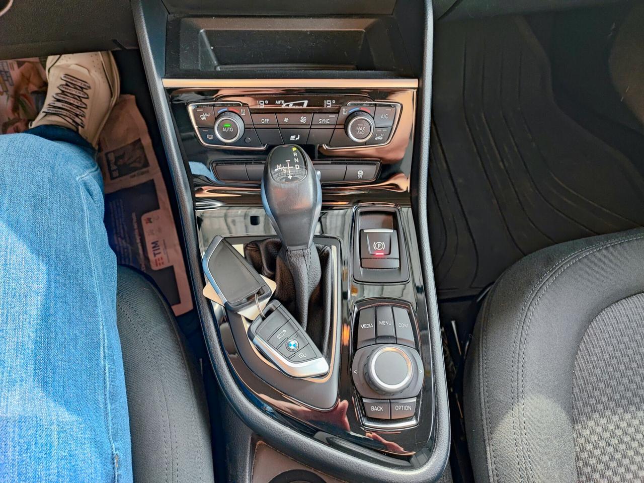 Bmw 2er Active Tourer 218d Luxury