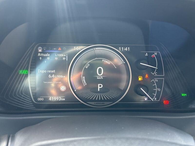 Lexus UX Hybrid Midnight