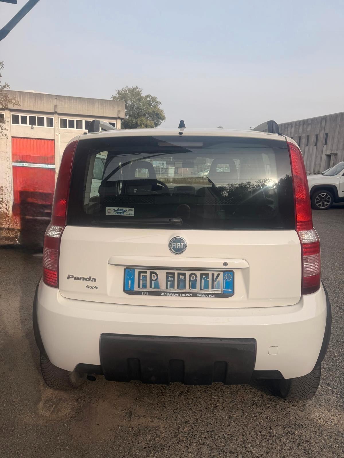 Fiat Panda 1.3 MJT 16V DPF 4x4 Climbing